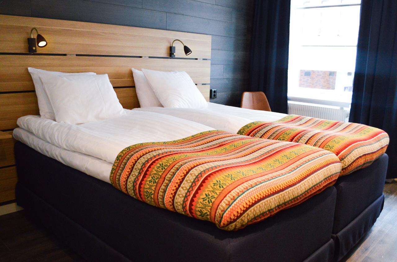 Hotell Stortorget, Oestersund Exterior foto